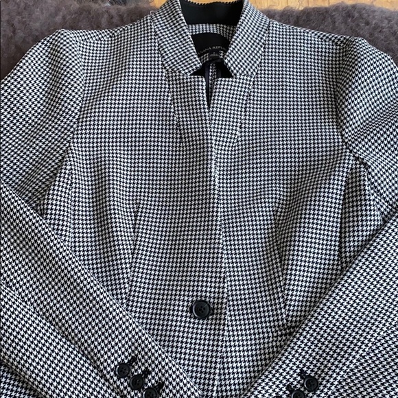 Banana Republic Jackets & Blazers - Houndstooth Blazer from Banana Republic